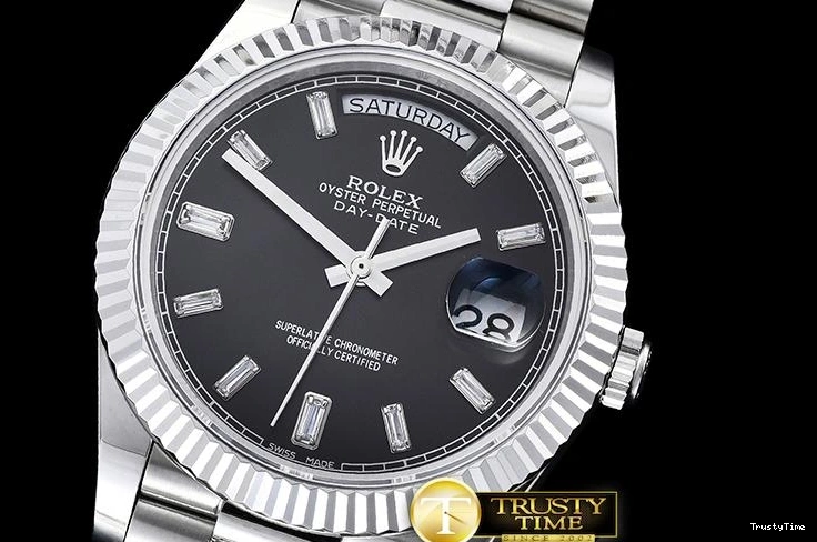 1104 RDD0206B – DayDate Bright 672